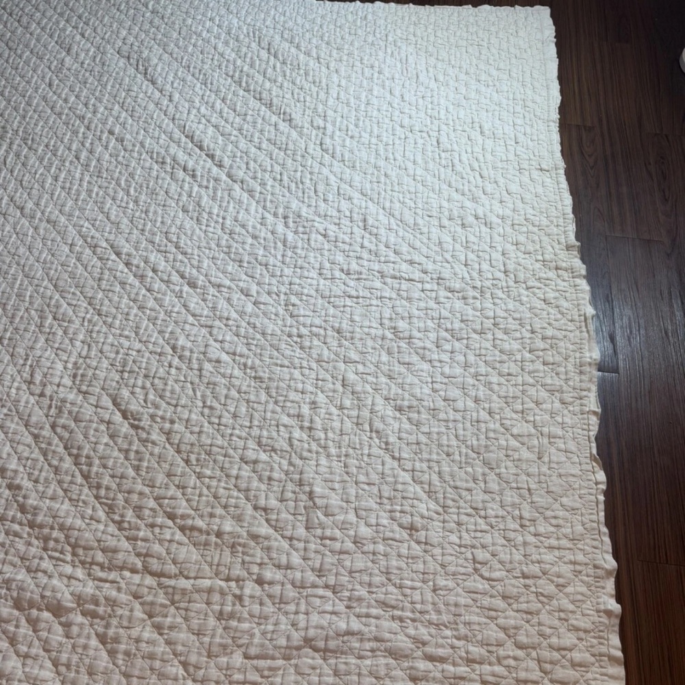 Pottery Barn Cream Quilted Bedding